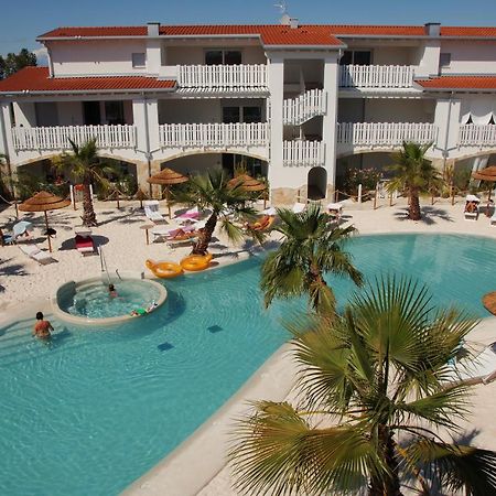 Cala Blu Residence Con Piscina-Centralissimo Lido Di Jesolo Exterior foto